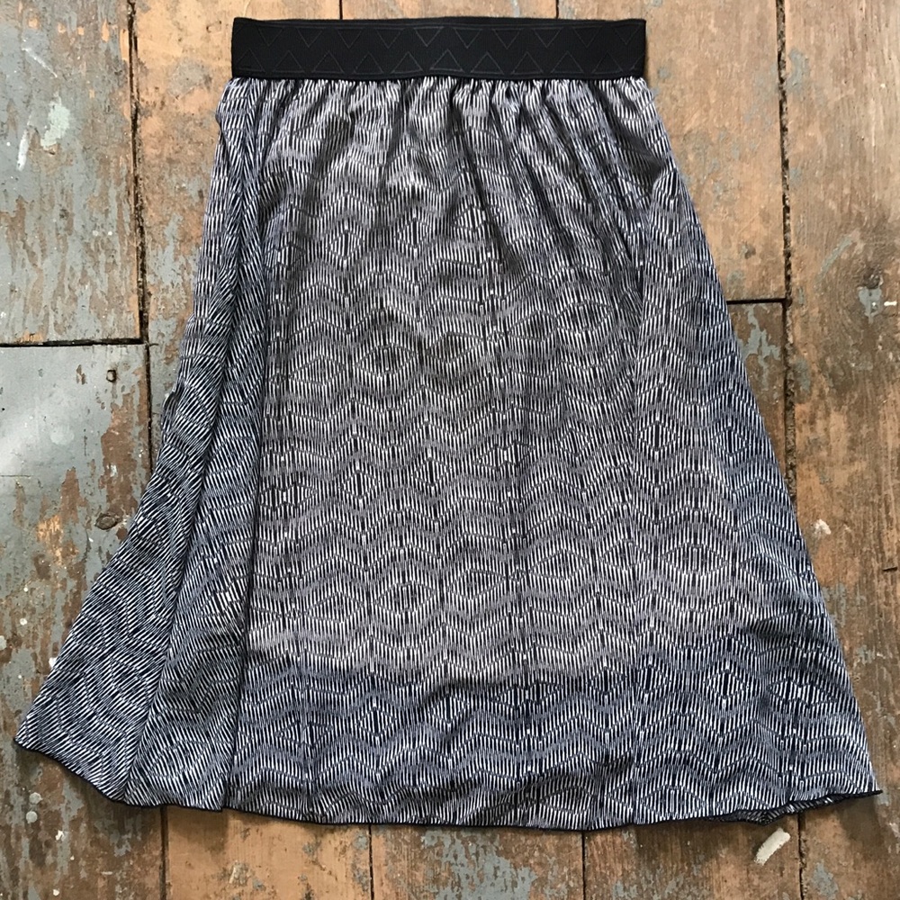 LulaRoe Lola Skirt